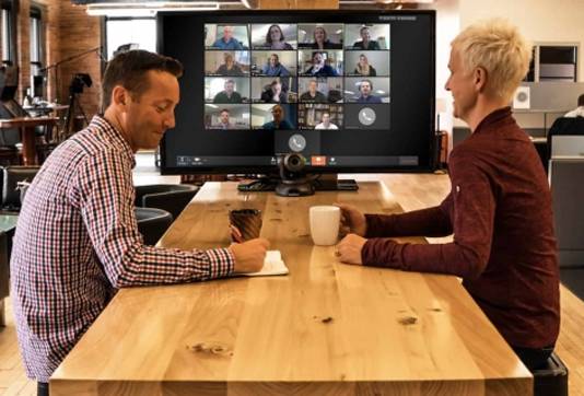 Quels-sont-les-derniers-equipements-necessaires-pour-organiser-une-reunion-en-visioconference-de-qualite Quels-sont-les-derniers-equipements-necessaires-pour-organiser-une-reunion-en-visioconference-de-qualite
