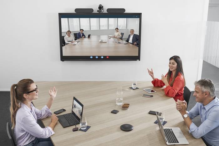 Comment-optimiser-la-collaboration-lors-une-reunion-hybride Comment-optimiser-la-collaboration-lors-une-reunion-hybride