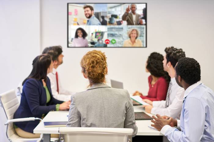 Avantages-et-inconvenients-de-la-reunion-a-distance Avantages-et-inconvenients-de-la-reunion-a-distance