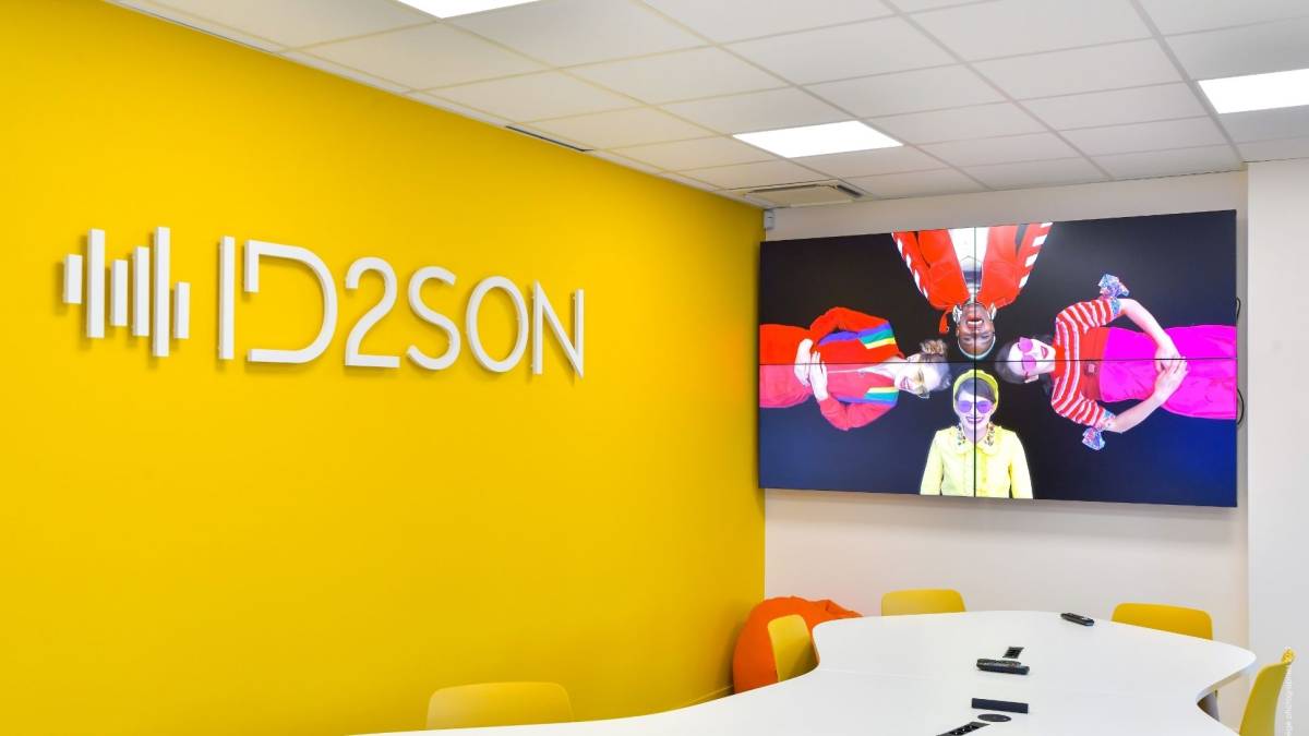 Showroom-ID2SON-agence-Affichage-dynamique Showroom-ID2SON-agence-Affichage-dynamique