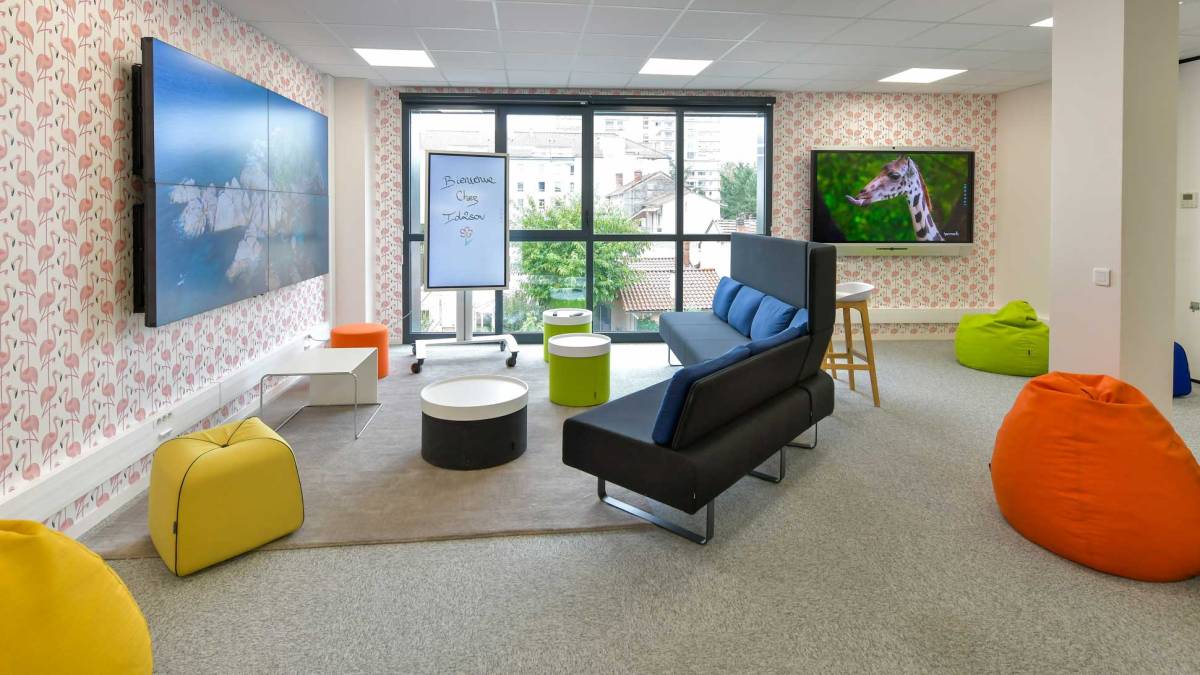Showroom-ID2SON-agence-Affichage-dynamique Showroom-ID2SON-agence-Affichage-dynamique